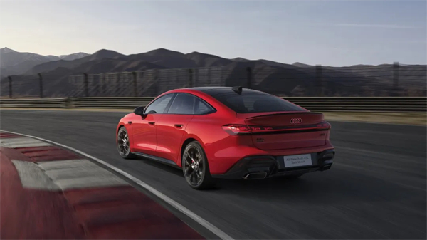 全新上汽奥迪A5L Sportback正式上市，限时臻享价25.99万元起