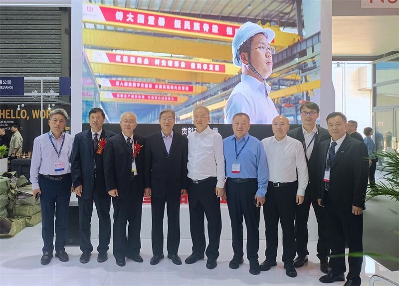 吸睛无数！星空XK体育荣耀绽放2023中国（上海）国际重型机械装备展