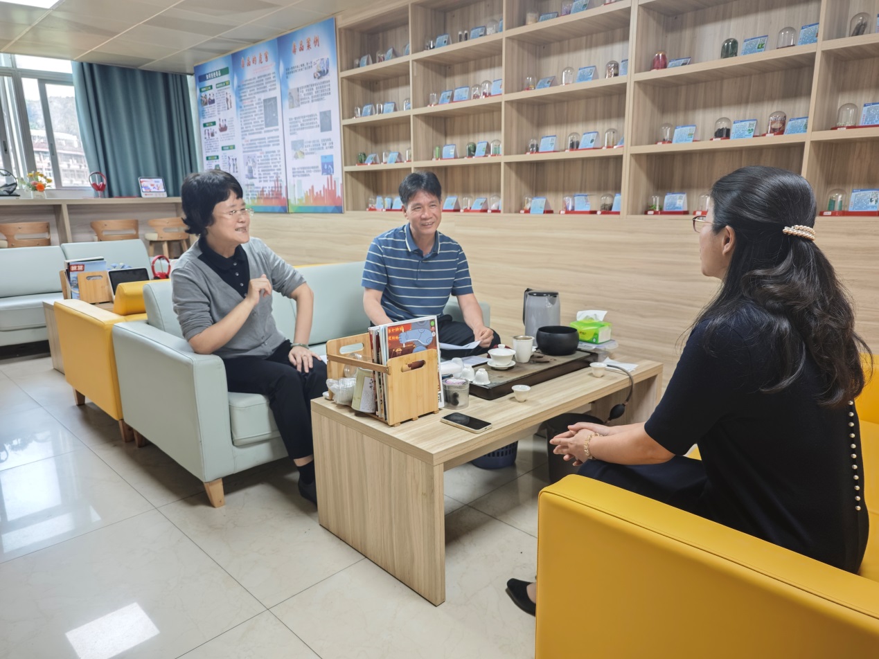 【工作动态】|| 关淑玲副校长一行莅临图书馆调研指导工作